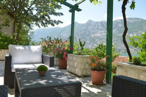 Apartments Risan