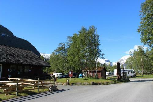 Lodge Skysstasjonen Cottages