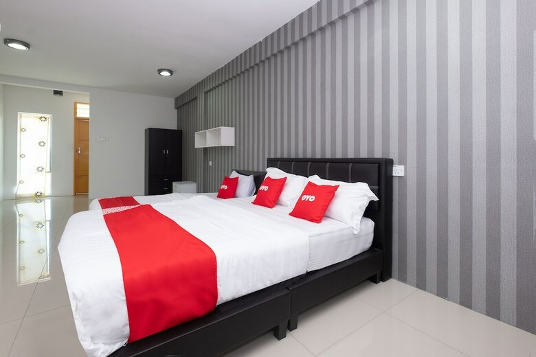 Hotel Oyo 90054 Summer Inn