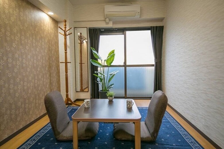 Apartamentos Shoei Bldg