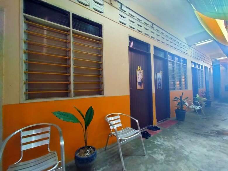 Spot On 89994 Rz Gold Hotel