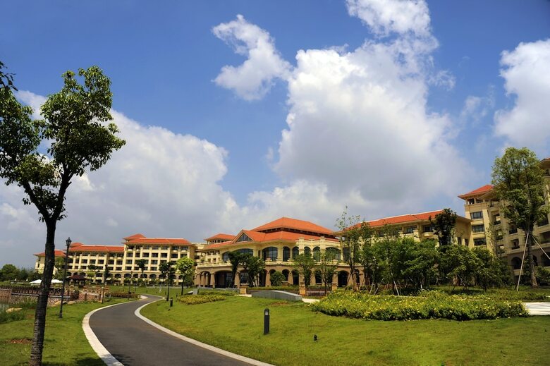 Hotel Yourworld International Conference Center