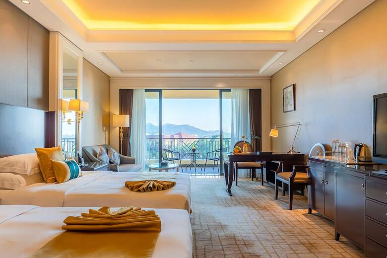 Hotel Yourworld International Conference Center