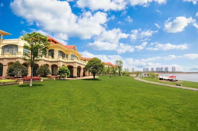 Hotel Yourworld International Conference Center