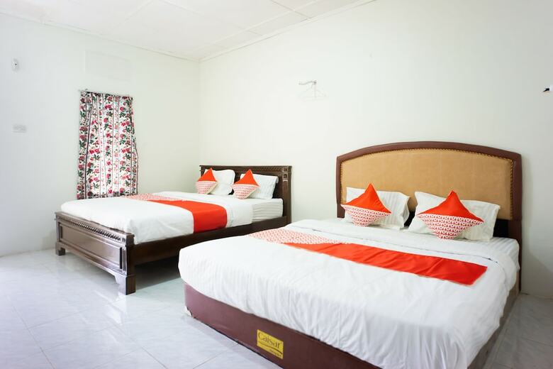 Oyo 2410 Intan Hotel