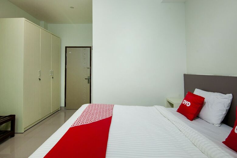 Oyo 2382 Wisata Hotel