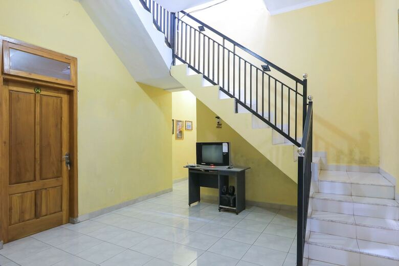 Hostal Spot On 2440 Wallet Family Residence