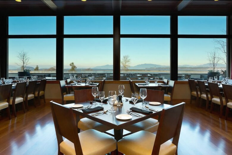 Hotel Swinomish Casino & Lodge