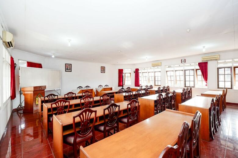 Oyo 2495 Hotel Wijaya
