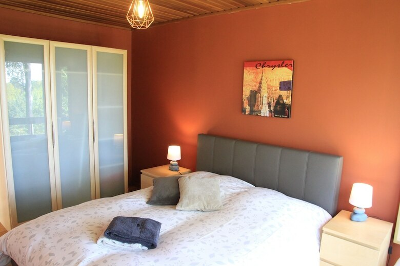 Green Hill Apartment