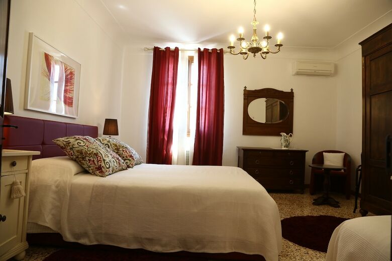Hotel Palazzo Strassoldo Bed & Breakfast