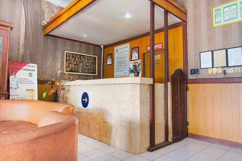 Hostal Spot On 2730 Hotel Maribaya Indah