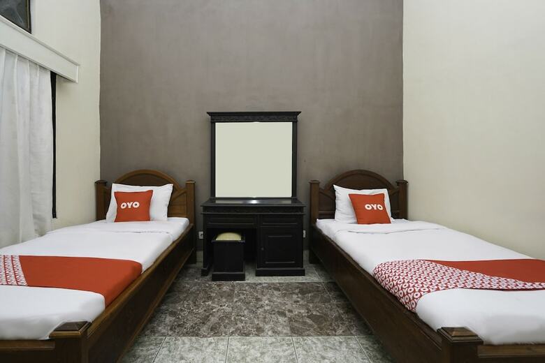 Hotel Madinah Syariah