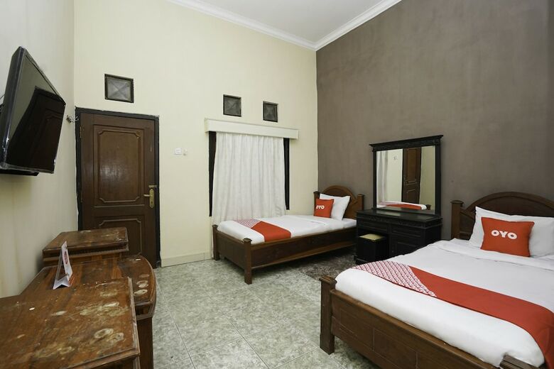 Hotel Madinah Syariah