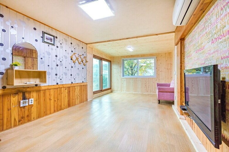 Yeoulmok Pension