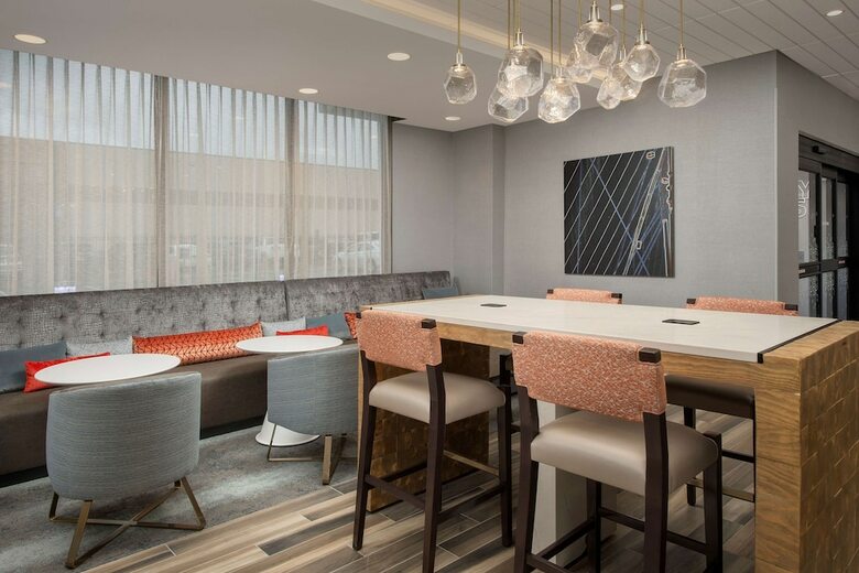 Hotel Hampton Inn Boston Logan Airport Chelsea