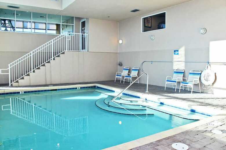 Crystal Shores West 1105 By Youngs Suncoast