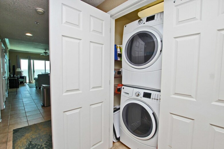 Crystal Shores West 1105 By Youngs Suncoast