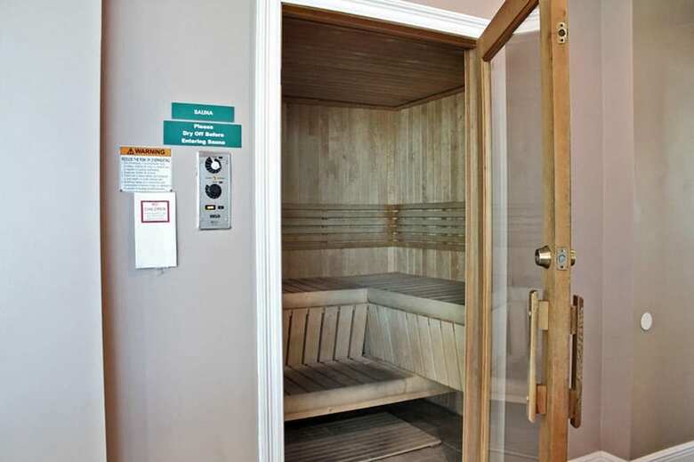 Crystal Shores West 1105 By Youngs Suncoast