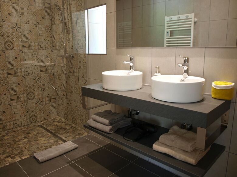Domaine Des Pierres Blanches - B&B