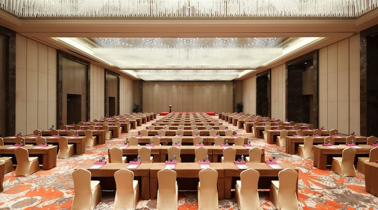 Hotel Crowne Plaza Xuzhou Dalong Lake