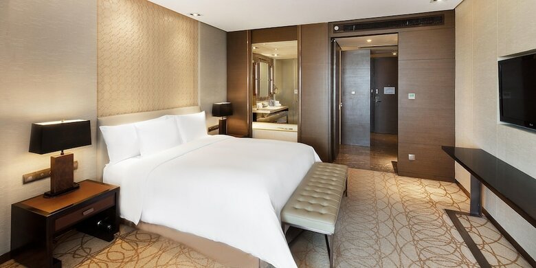 Hotel Crowne Plaza Xuzhou Dalong Lake