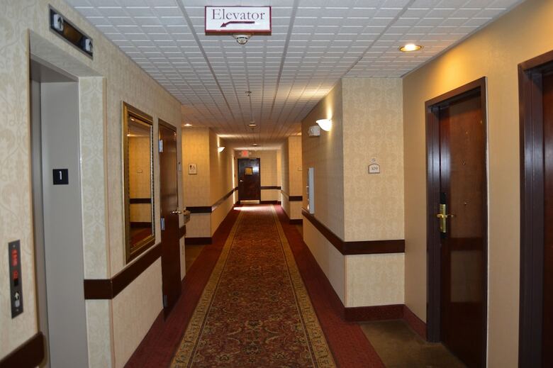 Hotel Quality Inn & Suites