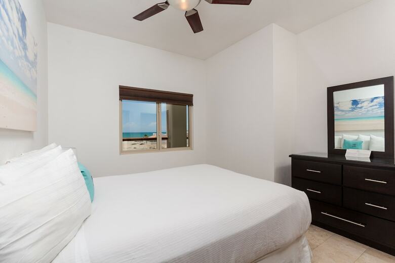 Aparthotel Laguna Shores Resort