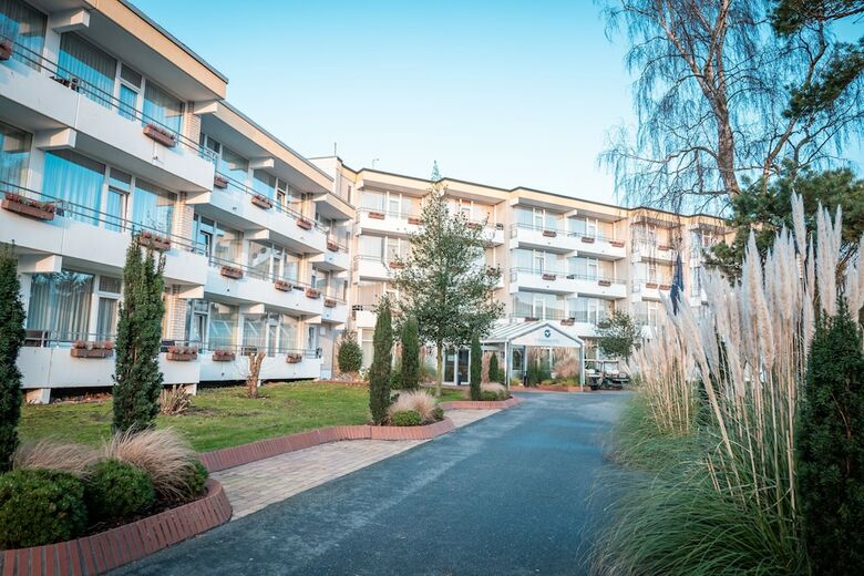 Strandhotel Weissenh�user Strand