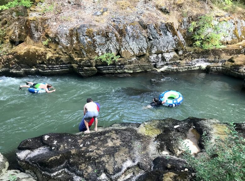 Apartamento Mckenzie River Mountain Resort