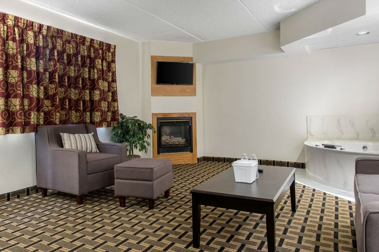 Hotel Quality Inn & Suites