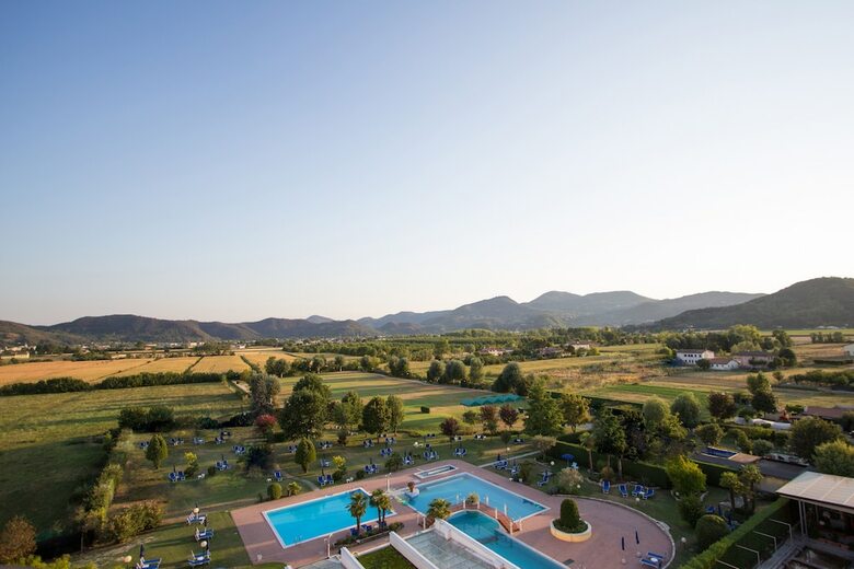 Hotel Leonardo Da Vinci Terme & Golf