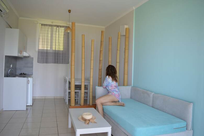 Aparthotel Thesmos Village