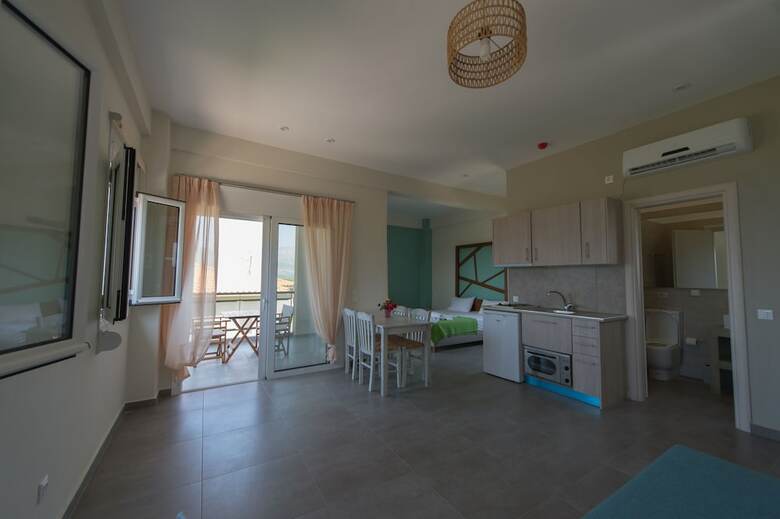 Aparthotel Thesmos Village