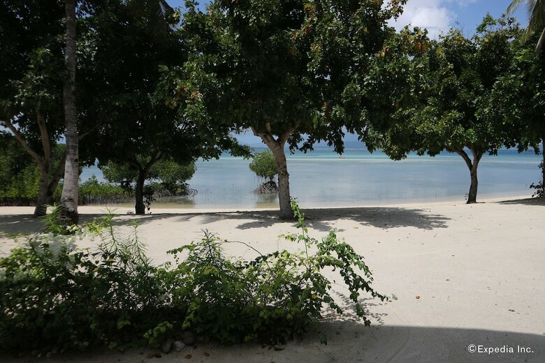 Villa Dos Palmas Island Resort & Spa