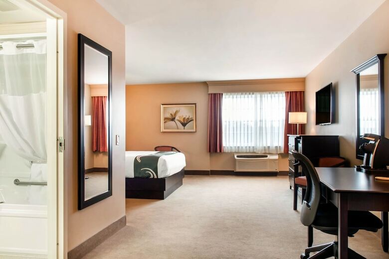 Hotel Quality Inn & Suites Amsterdam