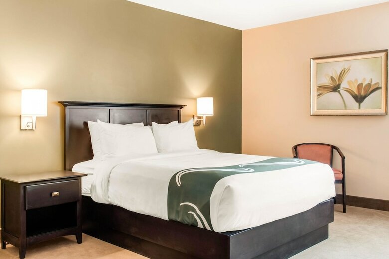 Hotel Quality Inn & Suites Amsterdam