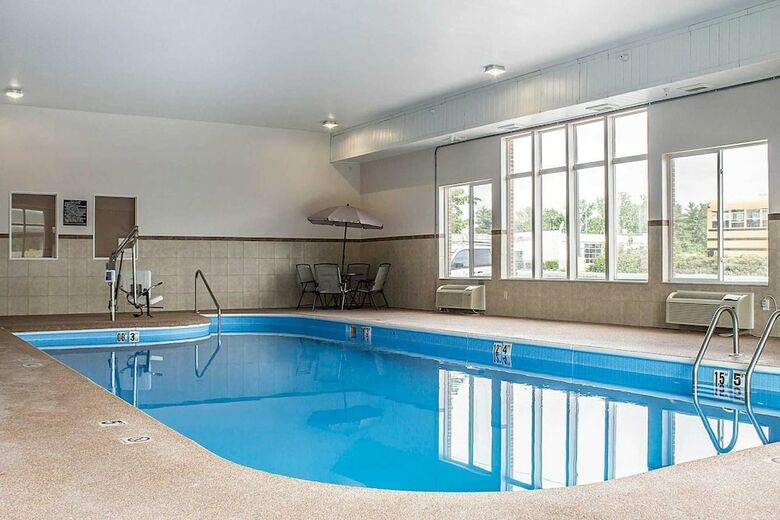 Motel Quality Inn & Suites