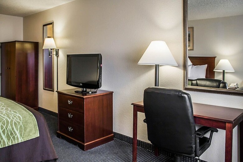 Motel Quality Inn & Suites