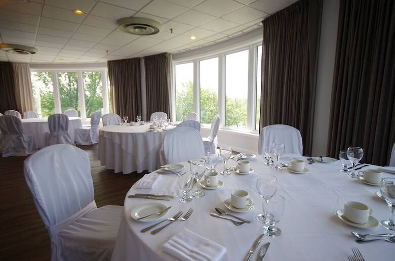 Hotel H�tel Suites Lac-brome