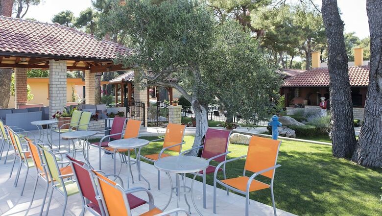 Hotel The Mediterranean Village San Antonio