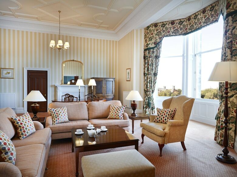 Hotel The Edinburgh Residence