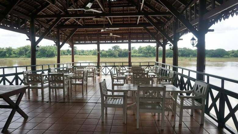 Vansana Namngum Hotel