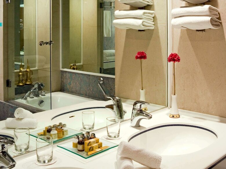 Mercure Grand Jebel Hafeet Al Ain Hotel