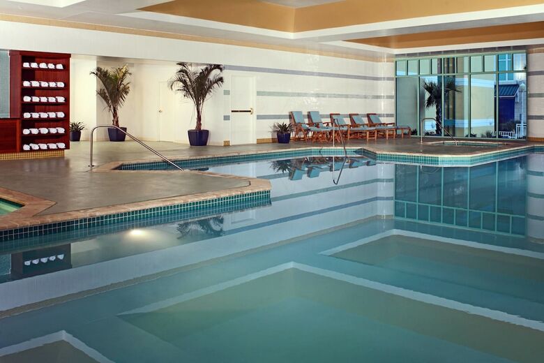 Sheraton Virginia Beach Oceanfront Hotel