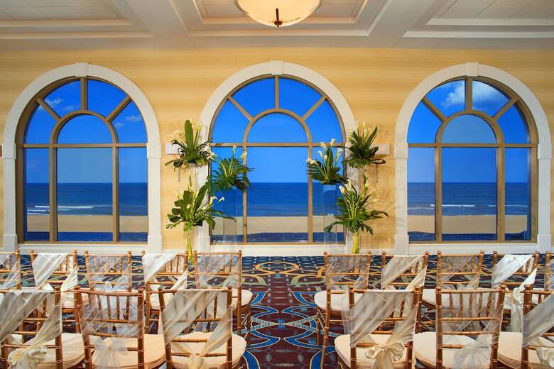 Sheraton Virginia Beach Oceanfront Hotel