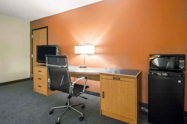 Hotel Sleep Inn & Suites Sheboygan I-43
