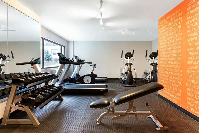 Best Western Plus Hyde Park Chicago Hotel