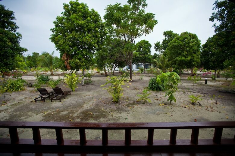 Hotel Pom Pom Island Resort