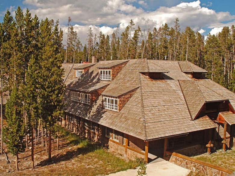 Posada Canyon Lodge & Cabins - Inside The Park